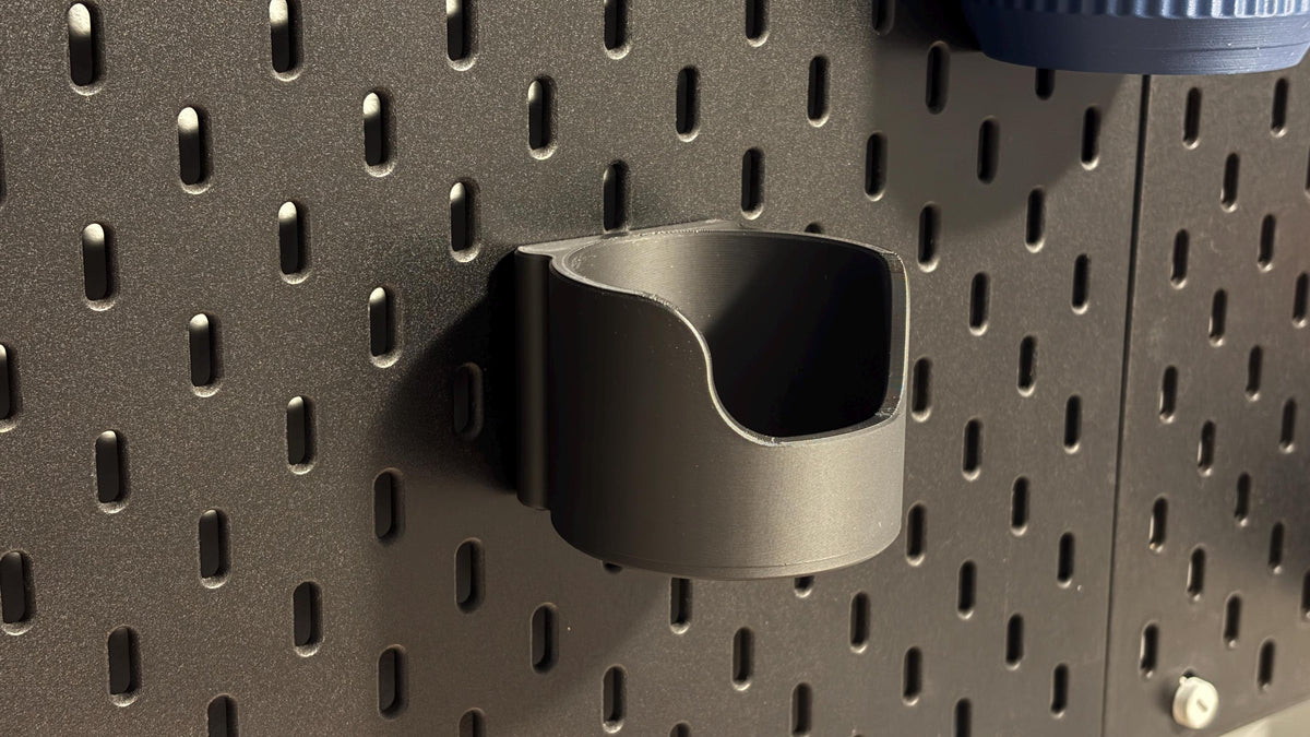 Low-Profile Can Holder