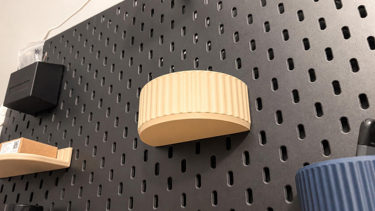 Fluted Notebook Caddy — product photo 3