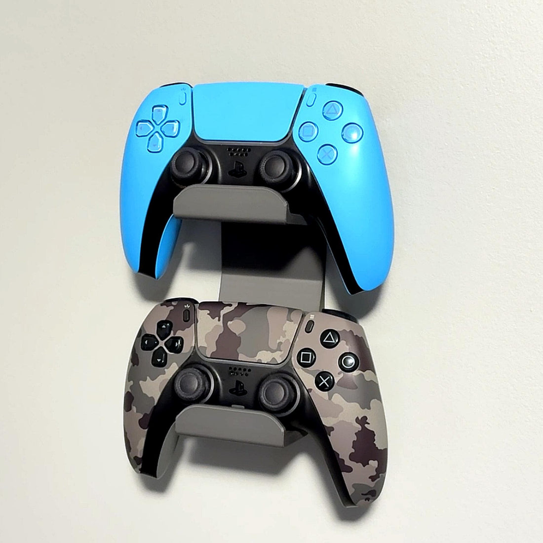 Controller & Headphone Wall Mount — product photo 1